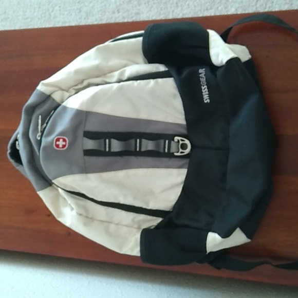 Swissgear backpack - Picture 5 of 6